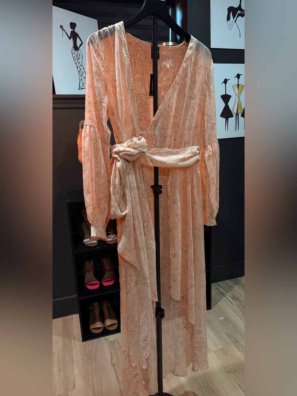 NWT Express S/M Blush Metallic Floral Sheer Maxi Duster Kimon